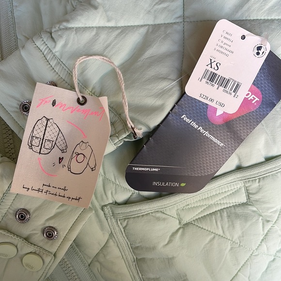 Free people light teal packable hooded jacket xs tags no longer attached - Picture 4 of 8